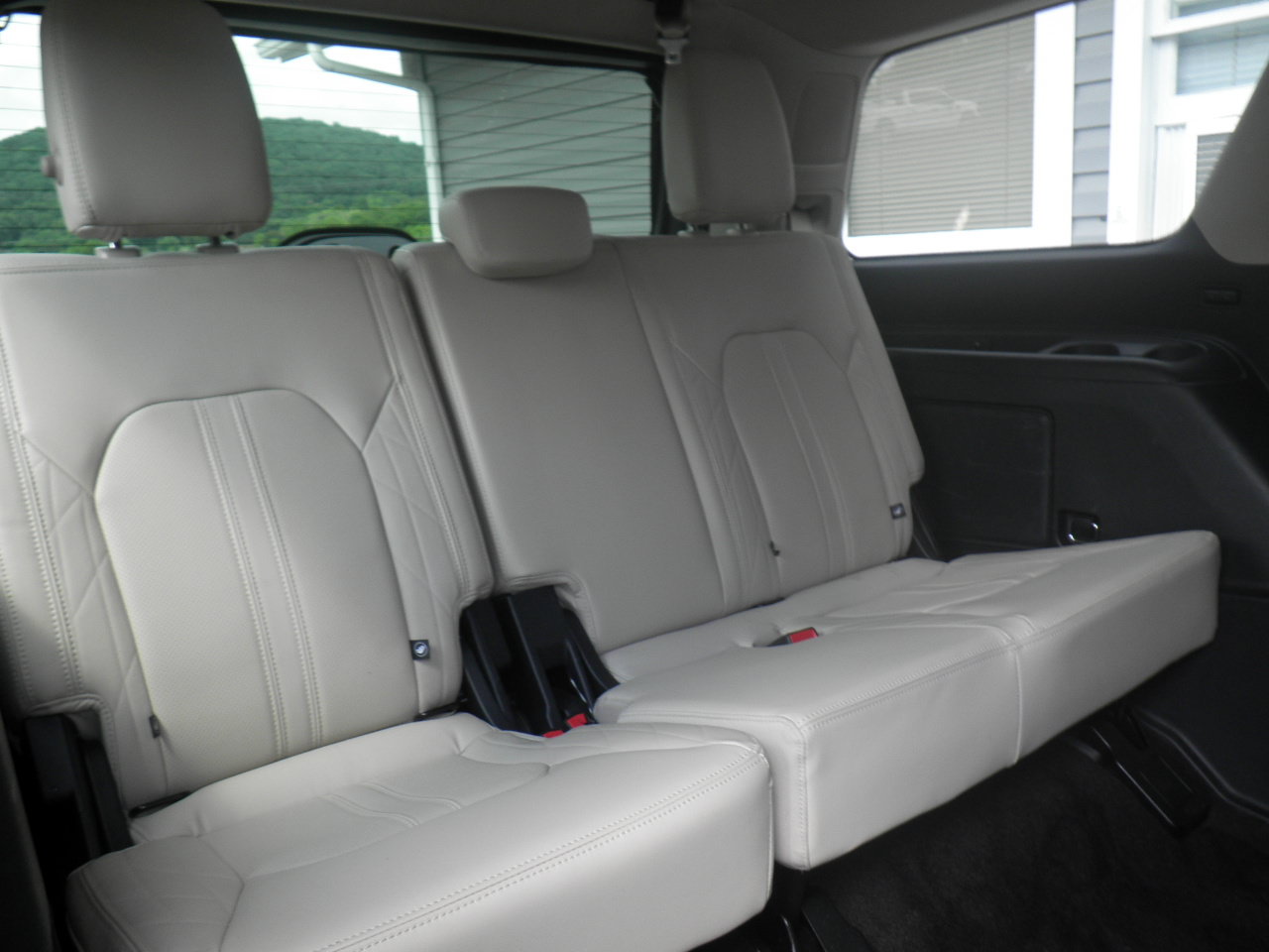 Certified 2023 Ford Expedition Platinum AWD/4WD image 27