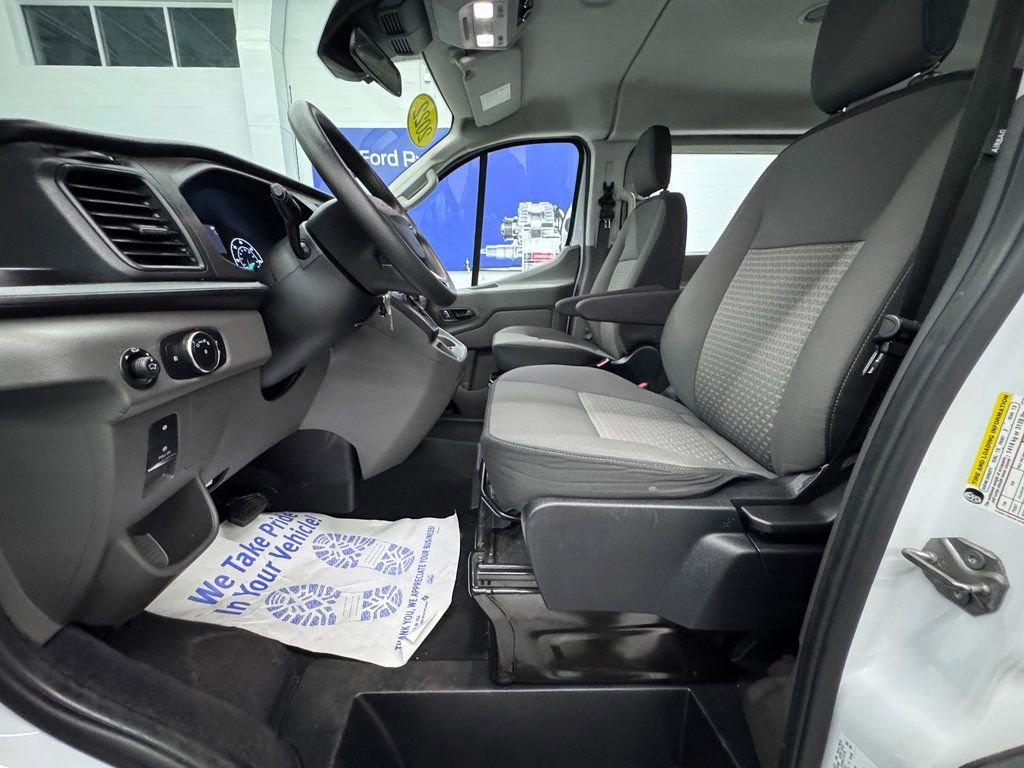 Certified 2022 Ford Transit 350 XLT image 26