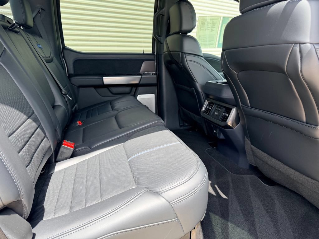 Certified 2026 Ford F250 Platinum AWD/4WD image 21