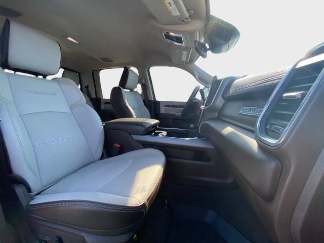 Used 2025 RAM 3500 Laramie AWD/4WD image 14