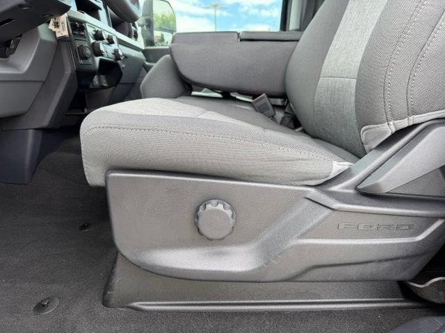 Certified 2024 Ford F250 XL w/ STX Appearance Package AWD/4WD image 9