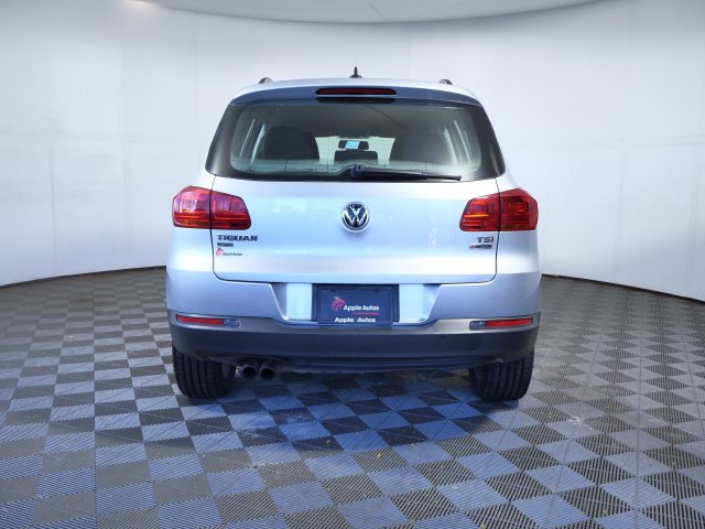Used 2017 Volkswagen Tiguan S AWD/4WD image 5