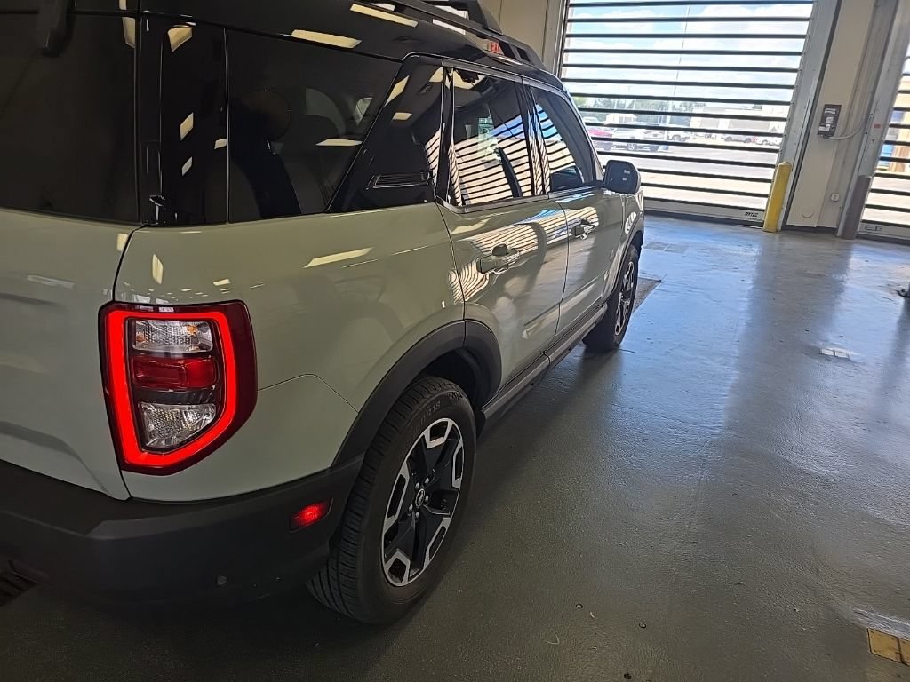 Certified 2023 Ford Bronco Sport Outer Banks w/ Tech Package AWD/4WD image 3