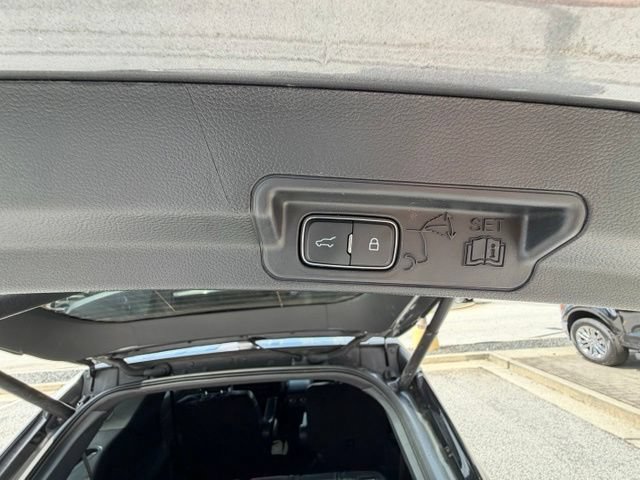 Certified 2025 Ford Explorer ST-Line AWD/4WD image 21