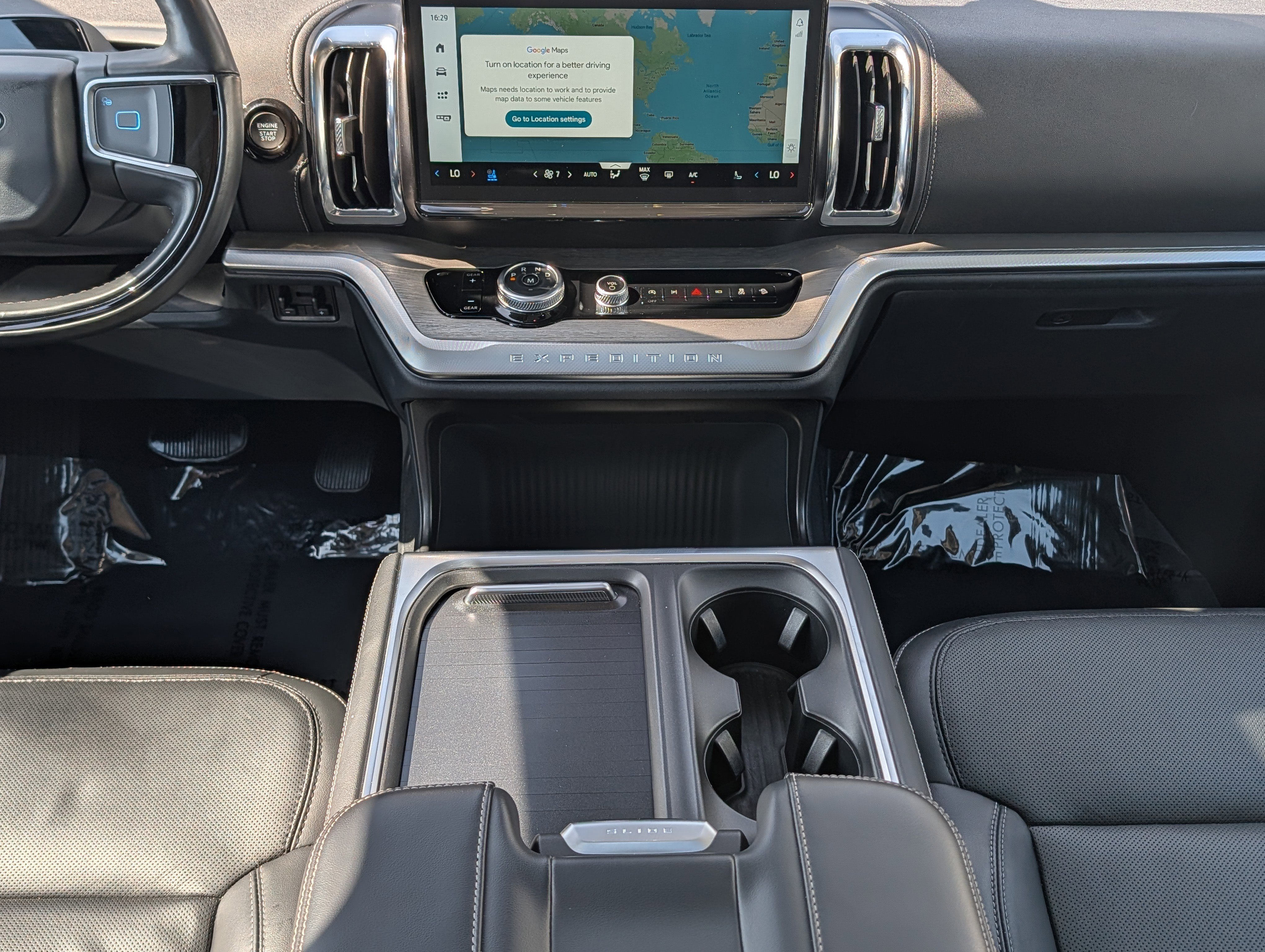 Certified 2025 Ford Expedition Platinum w/ Driver's Package AWD/4WD image 23