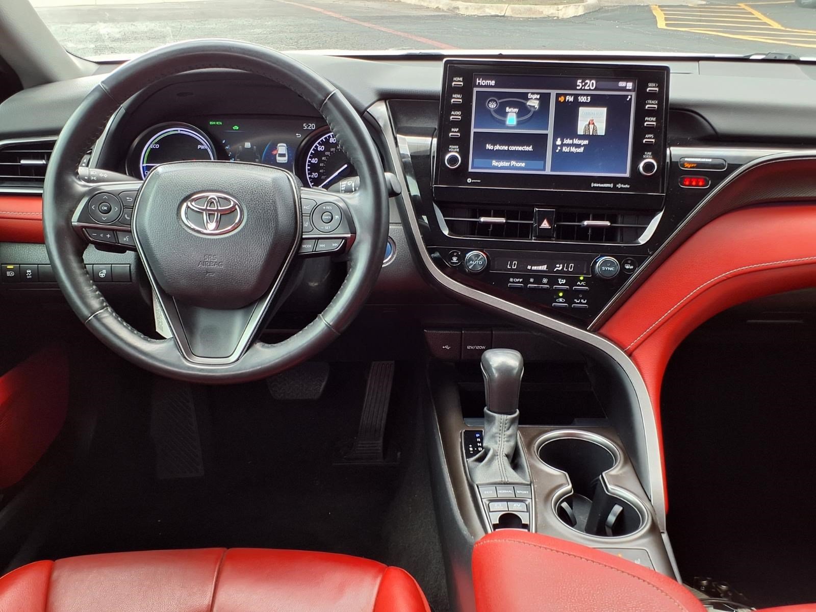 Used 2023 Toyota Camry XSE w/ Cold Weather Package FWD image 13