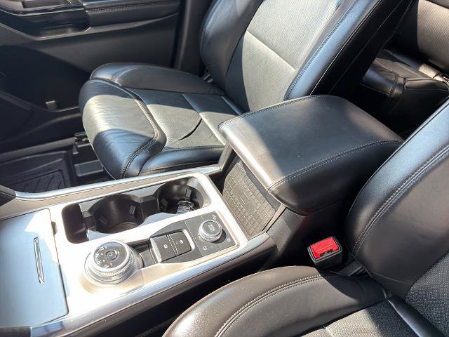 Certified 2023 Ford Explorer Platinum w/ Technology Package AWD/4WD image 34
