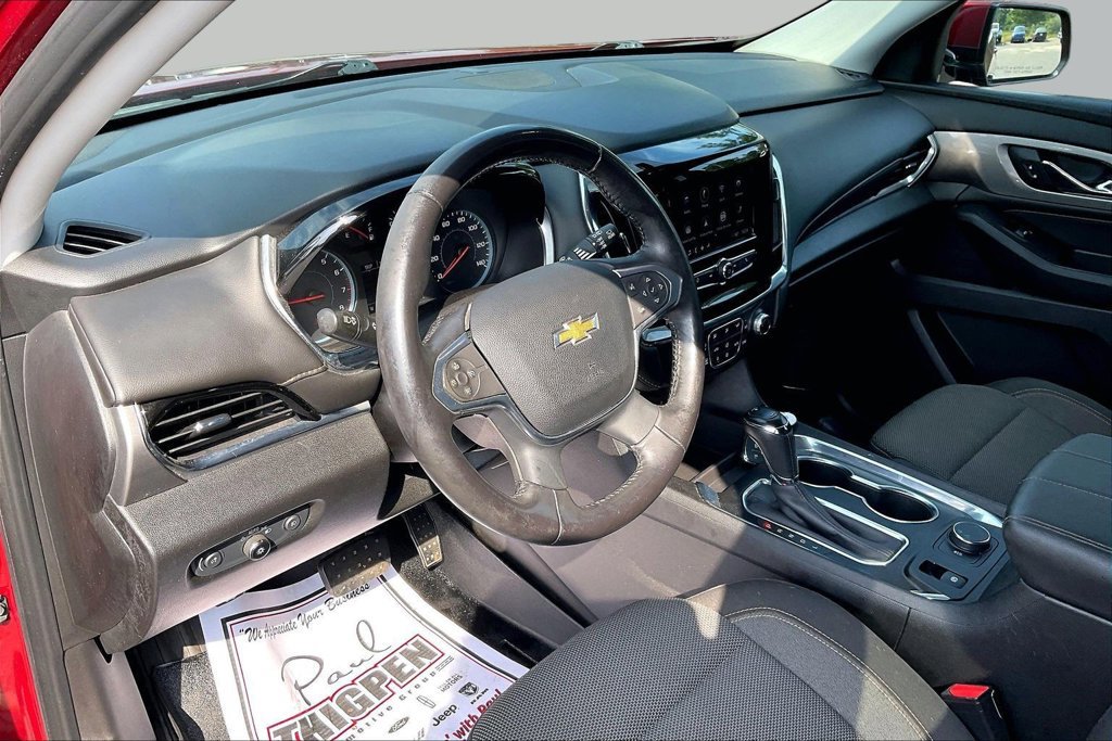 Used 2020 Chevrolet Traverse LT FWD image 14