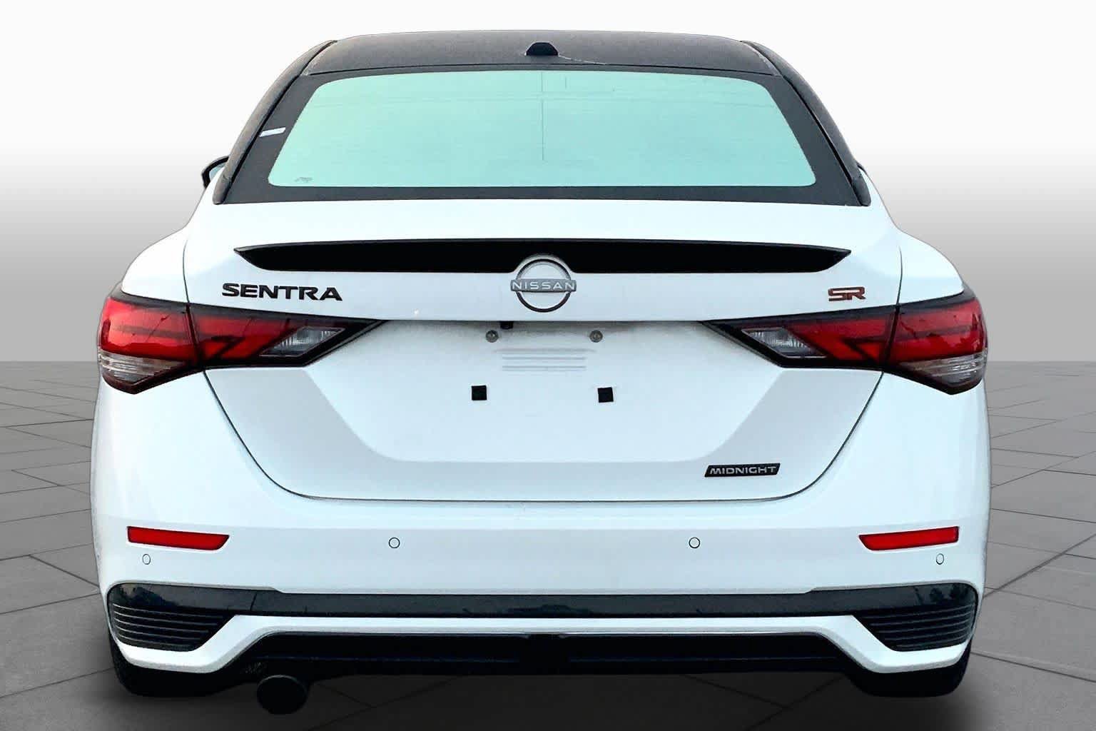 Used 2025 Nissan Sentra SR w/ Midnight Edition FWD image 5