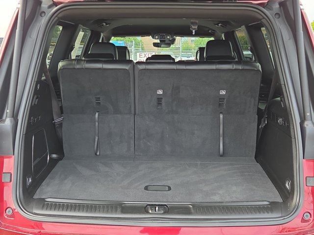 Used 2024 Jeep Wagoneer Series II w/ Flexible Seating Group AWD/4WD image 15