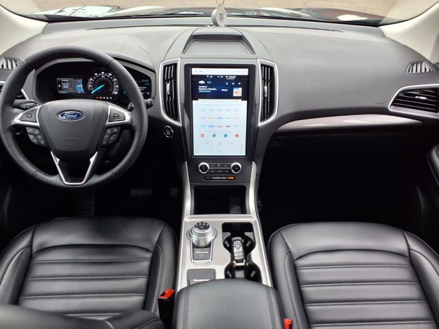 Certified 2024 Ford Edge SEL w/ Convenience Package AWD/4WD image 14
