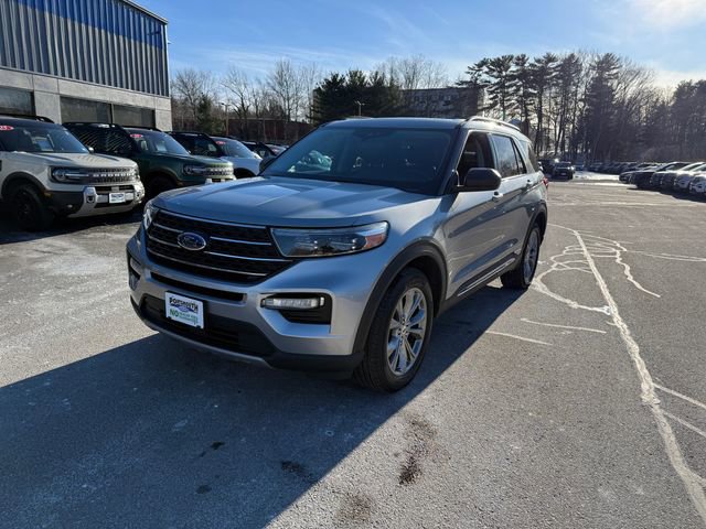 Certified 2022 Ford Explorer XLT w/ Equipment Group 202A image 24