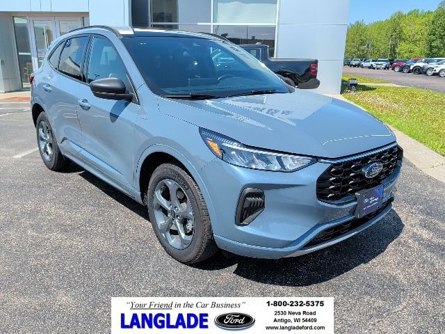 Certified 2023 Ford Escape ST-Line w/ Tech Pack #1 AWD/4WD video 1