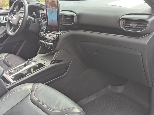Certified 2023 Ford Explorer ST w/ Equipment Group 401A image 31