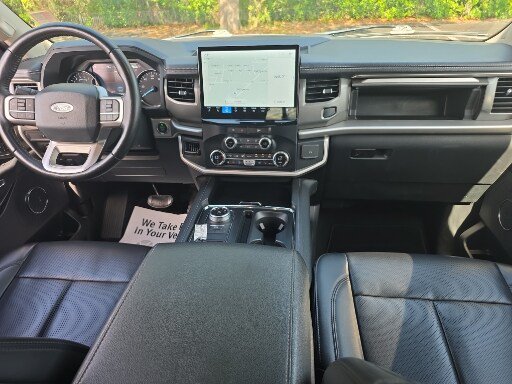 Certified 2024 Ford Expedition XLT RWD image 2