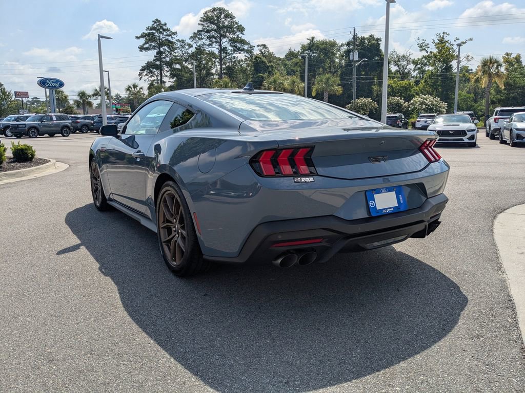 Certified 2025 Ford Mustang GT Premium RWD image 6