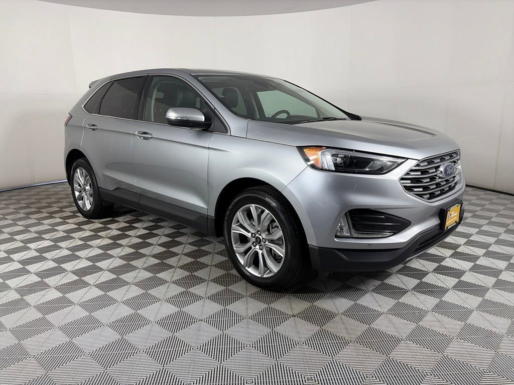 Certified 2024 Ford Edge Titanium image 6