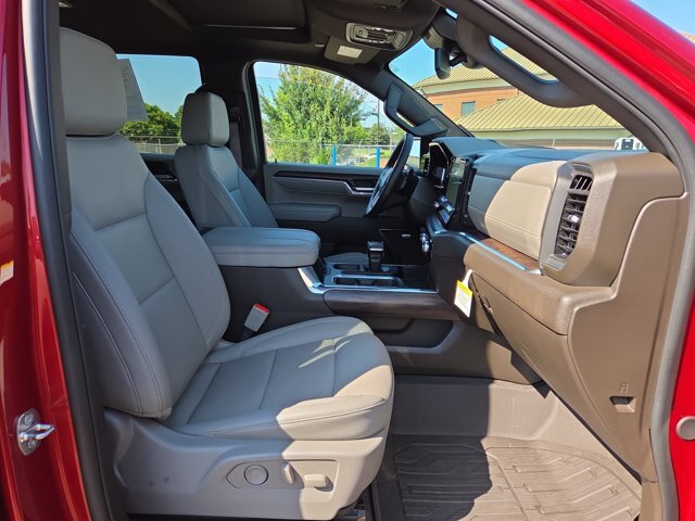 Used 2024 GMC Sierra 1500 SLT w/ SLT Premium Plus Package AWD/4WD image 17