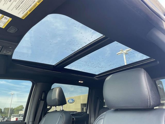 Certified 2022 Ford F350 Lariat w/ Tremor Off-Road Package AWD/4WD image 19