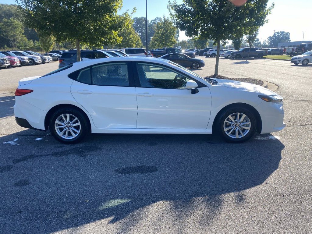 Used 2026 Toyota Camry LE FWD image 3