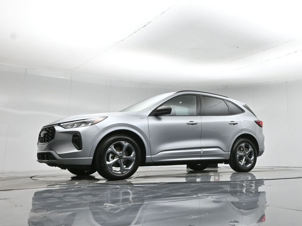 Certified 2024 Ford Escape ST-Line w/ Cold Weather Package image 28