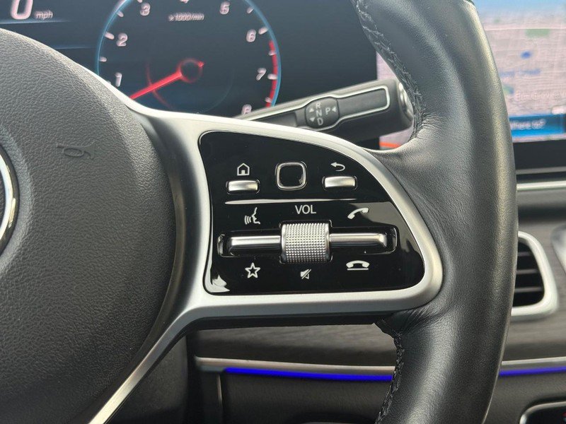 Used 2020 Mercedes-Benz GLS 450 4MATIC image 21