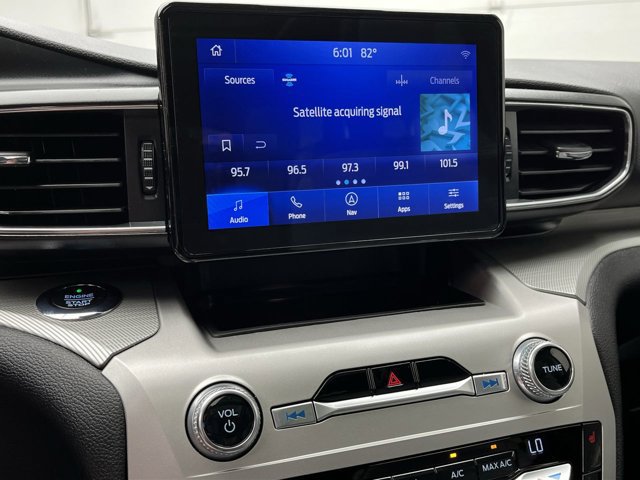 Certified 2021 Ford Explorer XLT w/ Equipment Group 202A AWD/4WD image 21