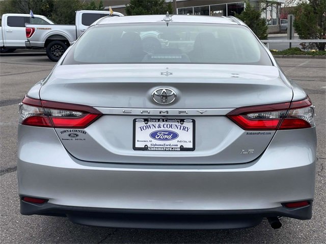 Used 2024 Toyota Camry LE image 4