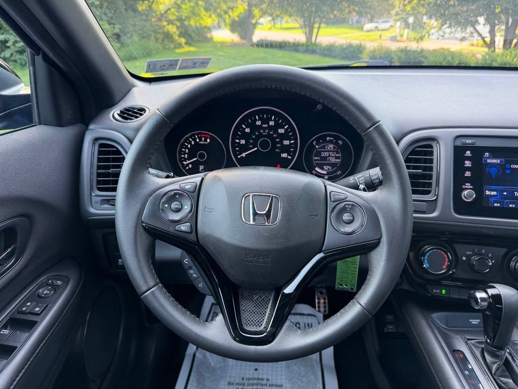 Used 2021 Honda HR-V Sport image 15