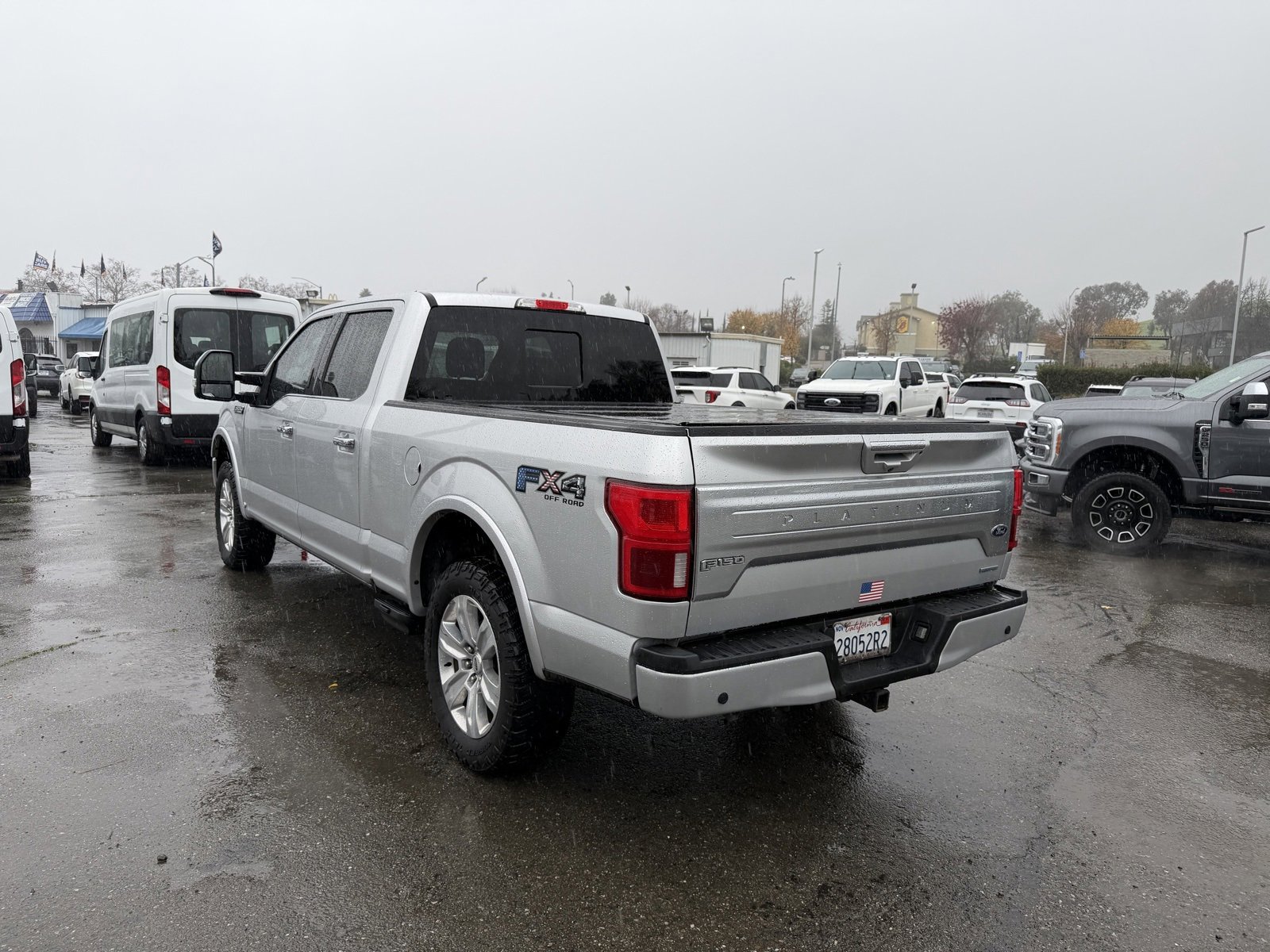 Certified 2018 Ford F150 Platinum w/ Equipment Group 701A Luxury image 3