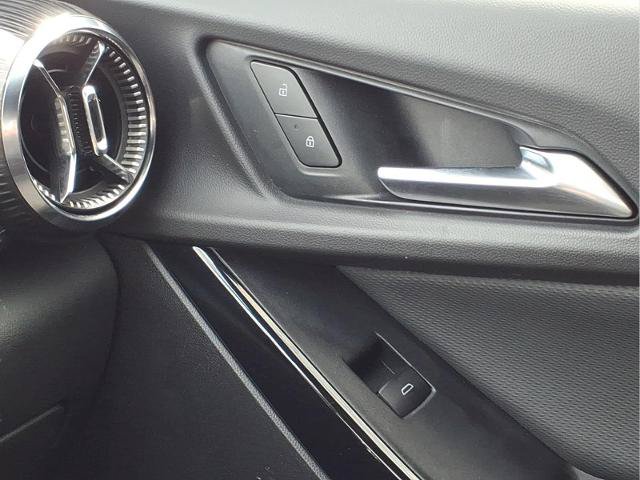 Used 2025 Chevrolet Equinox LT FWD image 18