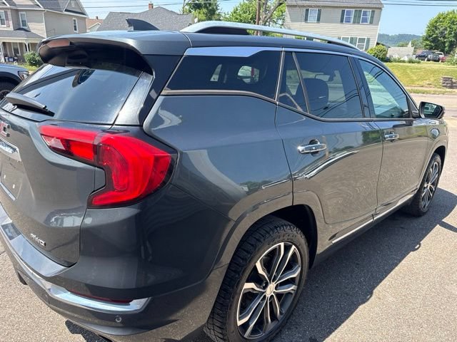 Used 2019 GMC Terrain Denali w/ Comfort Package AWD/4WD image 6