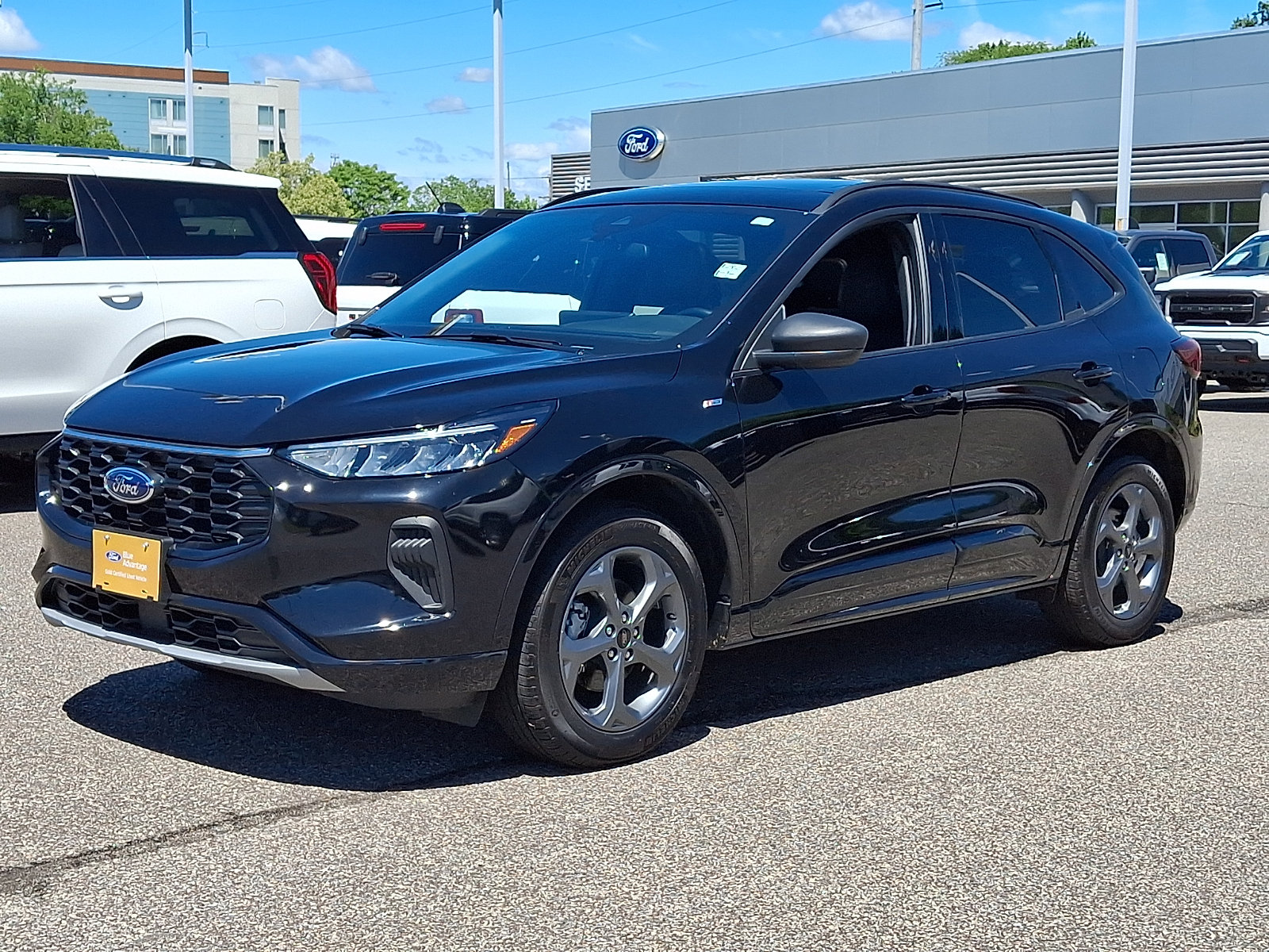 Certified 2024 Ford Escape ST-Line w/ Tech Pack #1 AWD/4WD image 5