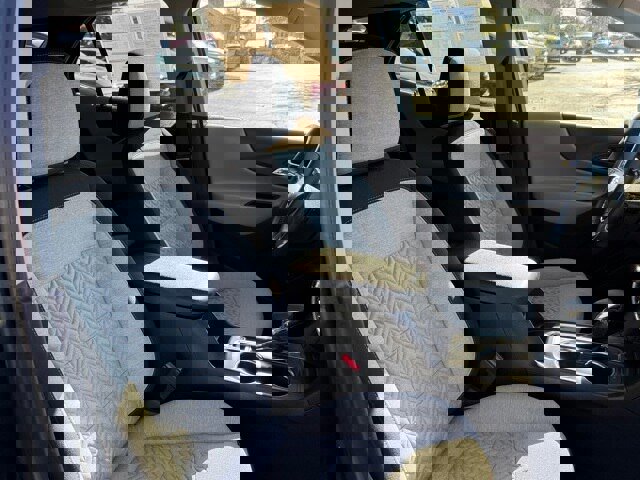 Used 2023 Chevrolet Equinox LT w/ Driver Convenience Package image 23