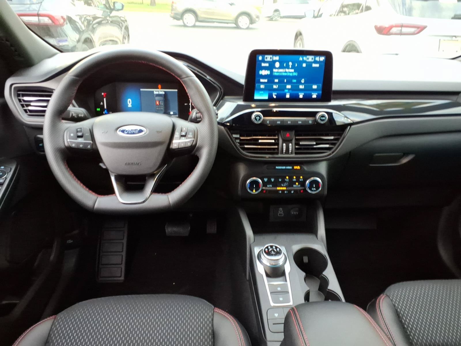 Certified 2025 Ford Escape ST-Line w/ Cold Weather Package FWD image 13