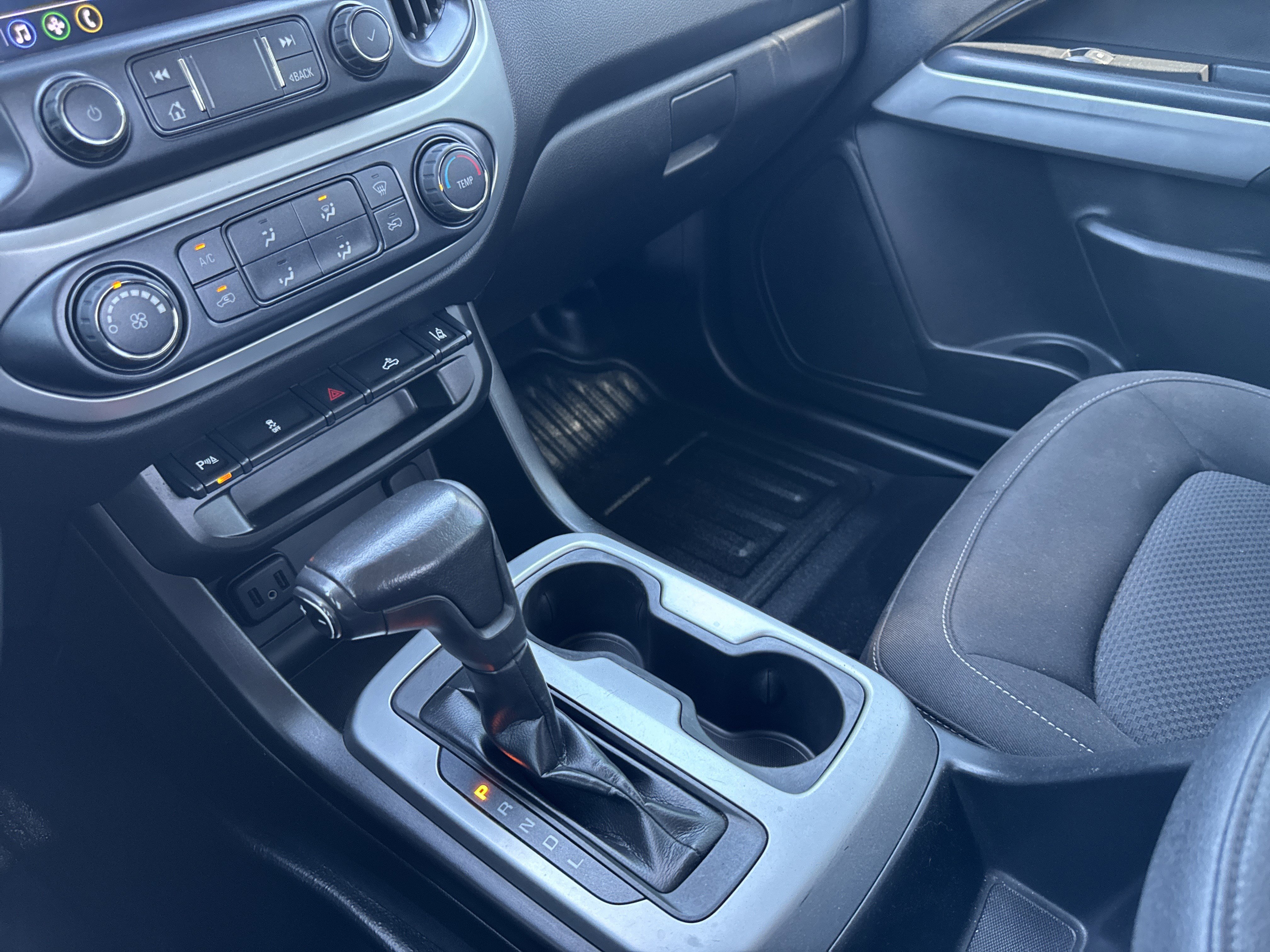 Used 2021 Chevrolet Colorado LT w/ Fleet Safety Package image 26