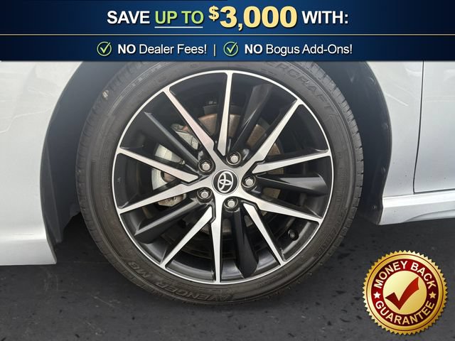 Used 2023 Toyota Camry SE FWD image 13
