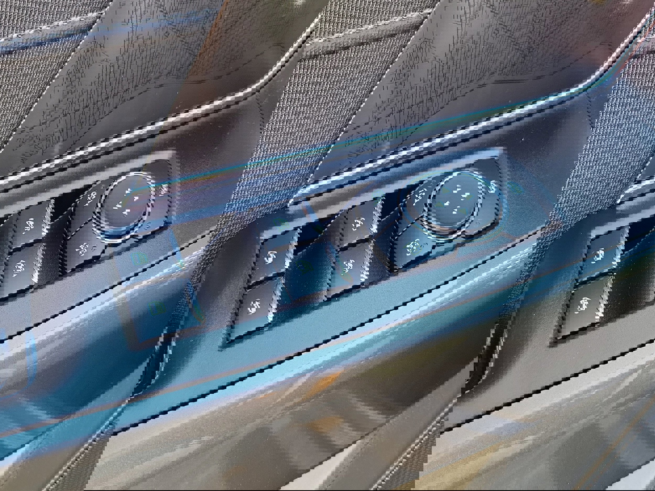 Certified 2022 Ford F150 XLT w/ Equipment Group 302A High image 19