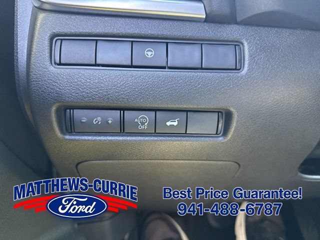 Used 2025 Nissan Rogue SV AWD/4WD image 24