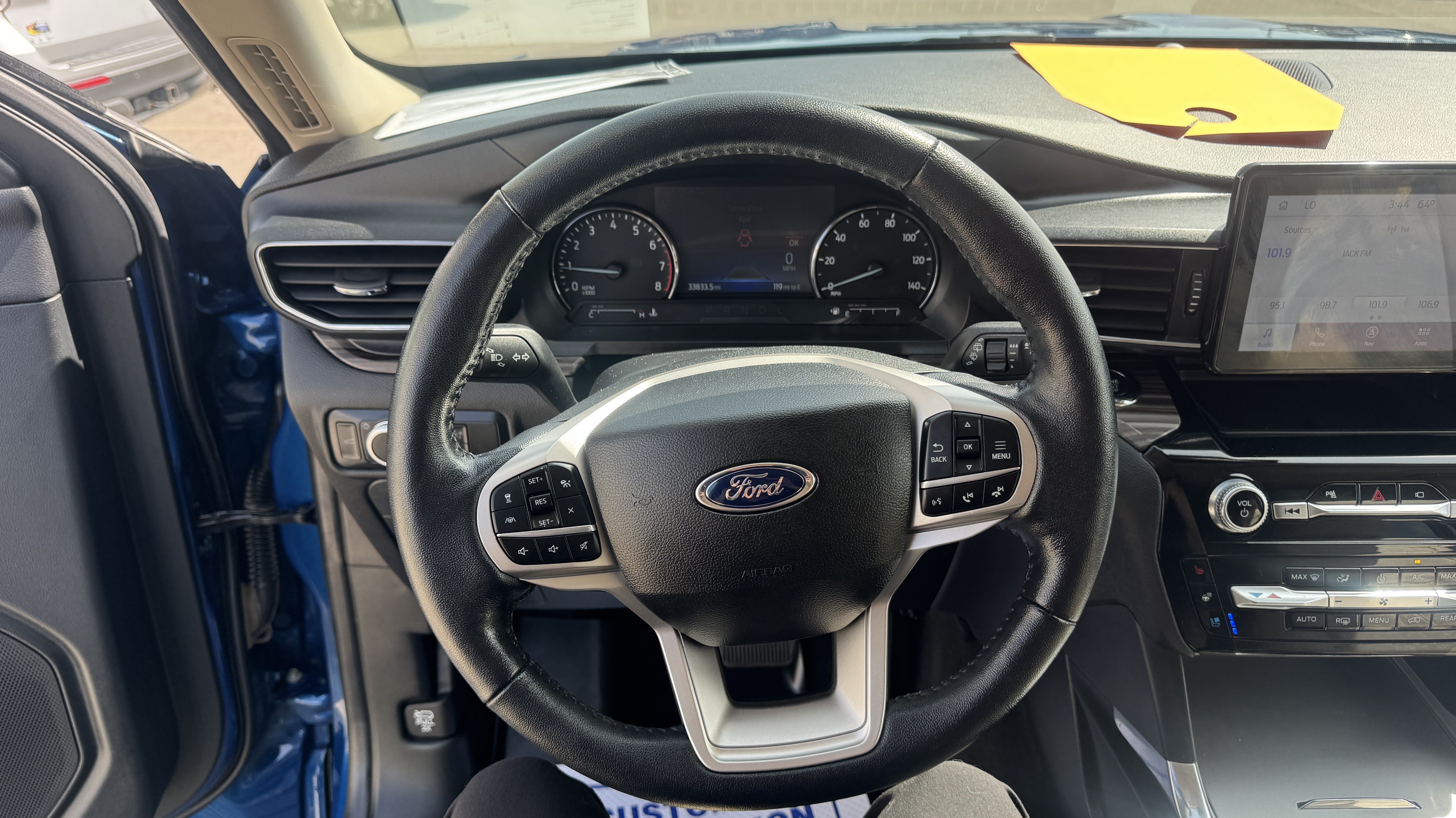 Certified 2022 Ford Explorer Limited w/ Equipment Group 301A AWD/4WD image 9
