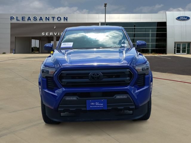 Used 2025 Toyota Tacoma SR5 RWD image 8
