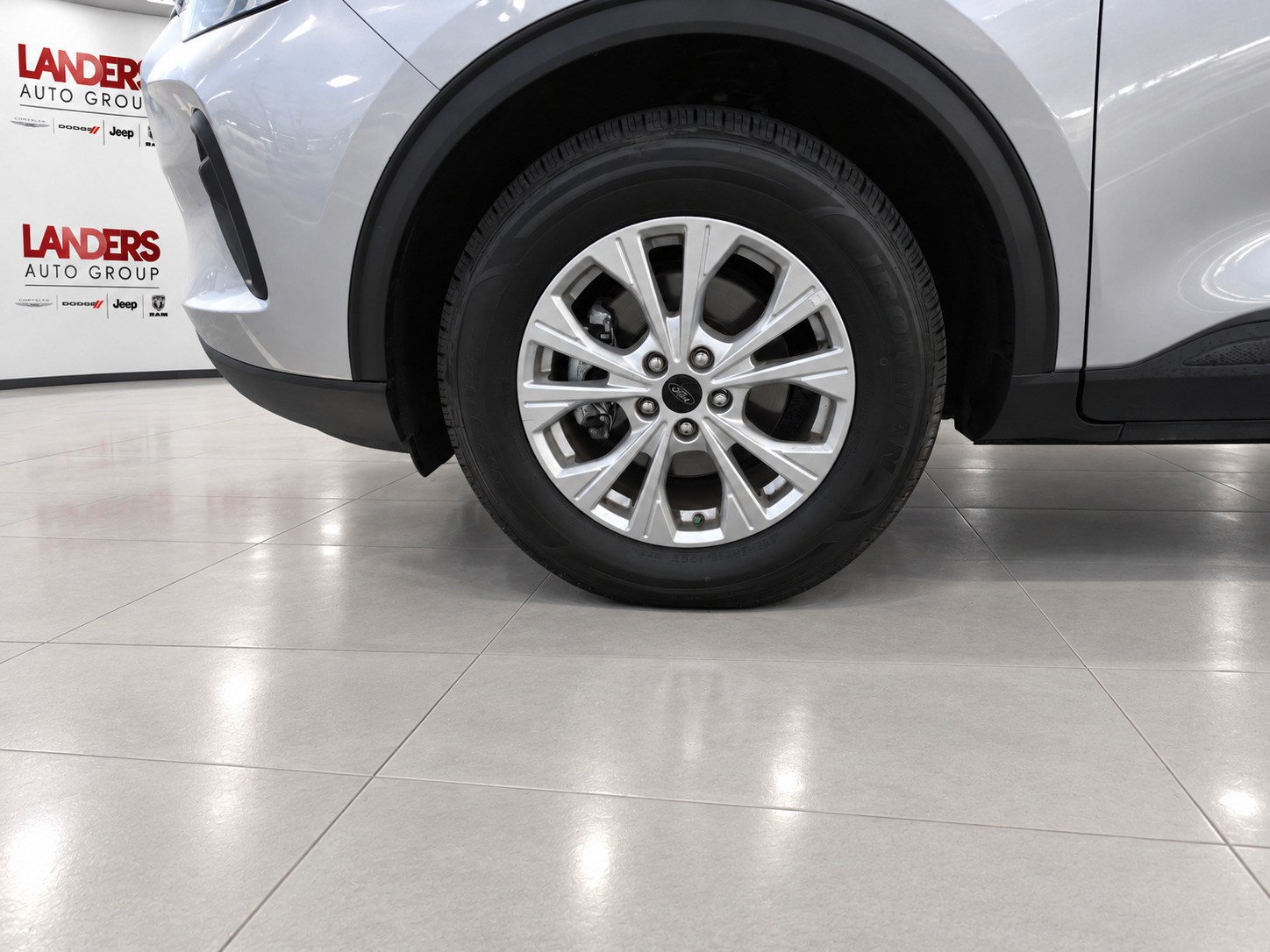 Certified 2024 Ford Escape Active AWD/4WD image 8