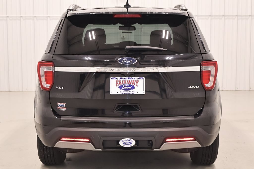 Certified 2019 Ford Explorer XLT w/ Equipment Group 201A AWD/4WD image 9