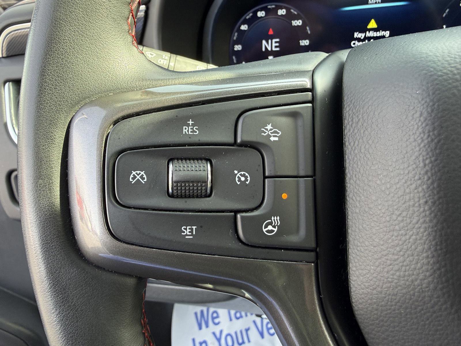 Used 2024 Chevrolet Suburban RST w/ Luxury Package image 17