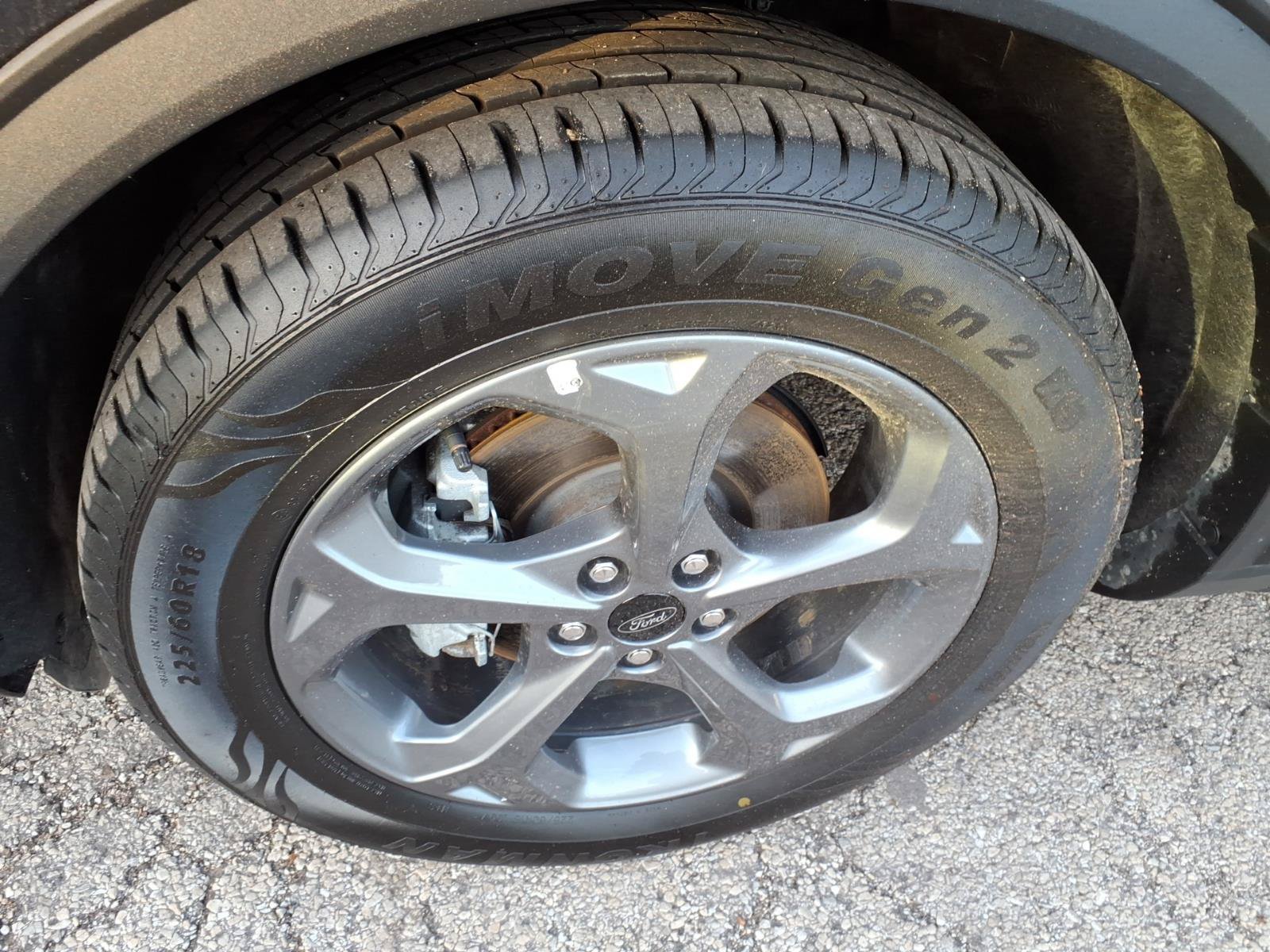 Certified 2025 Ford Escape ST-Line FWD image 7