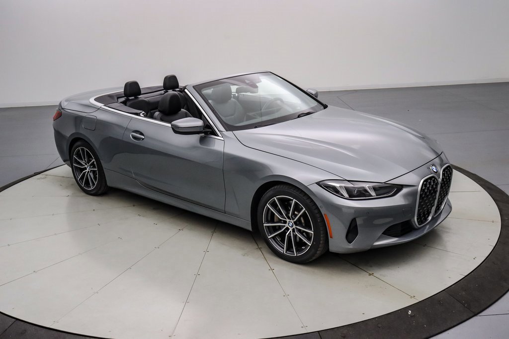 Used 2025 BMW 430i Convertible w/ Premium Package image 9