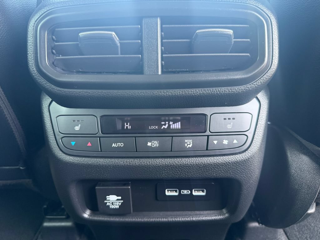 Used 2023 Honda Pilot Elite image 26