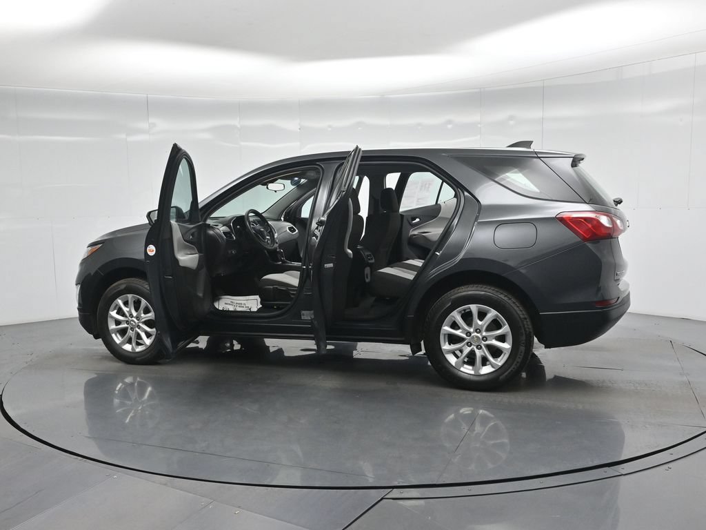 Used 2019 Chevrolet Equinox LS AWD/4WD image 35