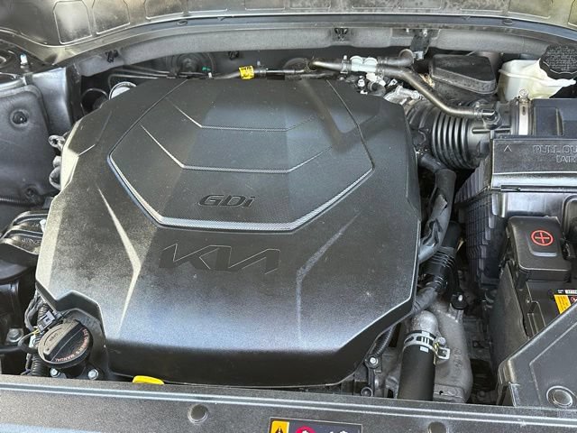 Used 2024 Kia Telluride EX w/ EX Captain's Chair Package AWD/4WD image 8