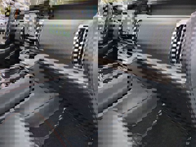 Certified 2025 Ford Expedition Max Active image 39